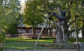 Stelmužės Viešpaties Jėzaus kryžiaus filinė bažnyčia ir varpinė