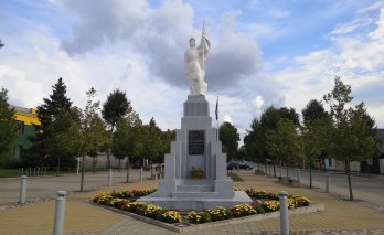 Dusetų Nepriklausomybės aikštė